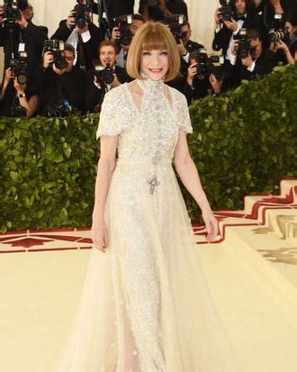 anna wintour chanel 2018|Anna Wintour met gala.